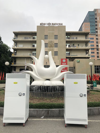 AirFiltech[-]trao[-]tặng[-]máy[-]lọc[-]không[-]khí[-]cho[-]bệnh[-]viện[-]Bạch[-]Mai