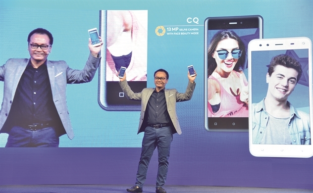 Mobiistar[-]"chở[-]củi[-]về[-]rừng"[-]khi[-]bán[-]smartphone[-]ở[-]Ấn[-]Độ?