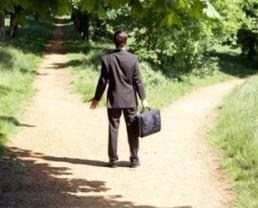 Làm[-]“sếp”[-]ở[-]công[-]ty[-]nhỏ[-]hay[-]làm[-]“lính”[-]ở[-]công[-]ty[-]lớn?