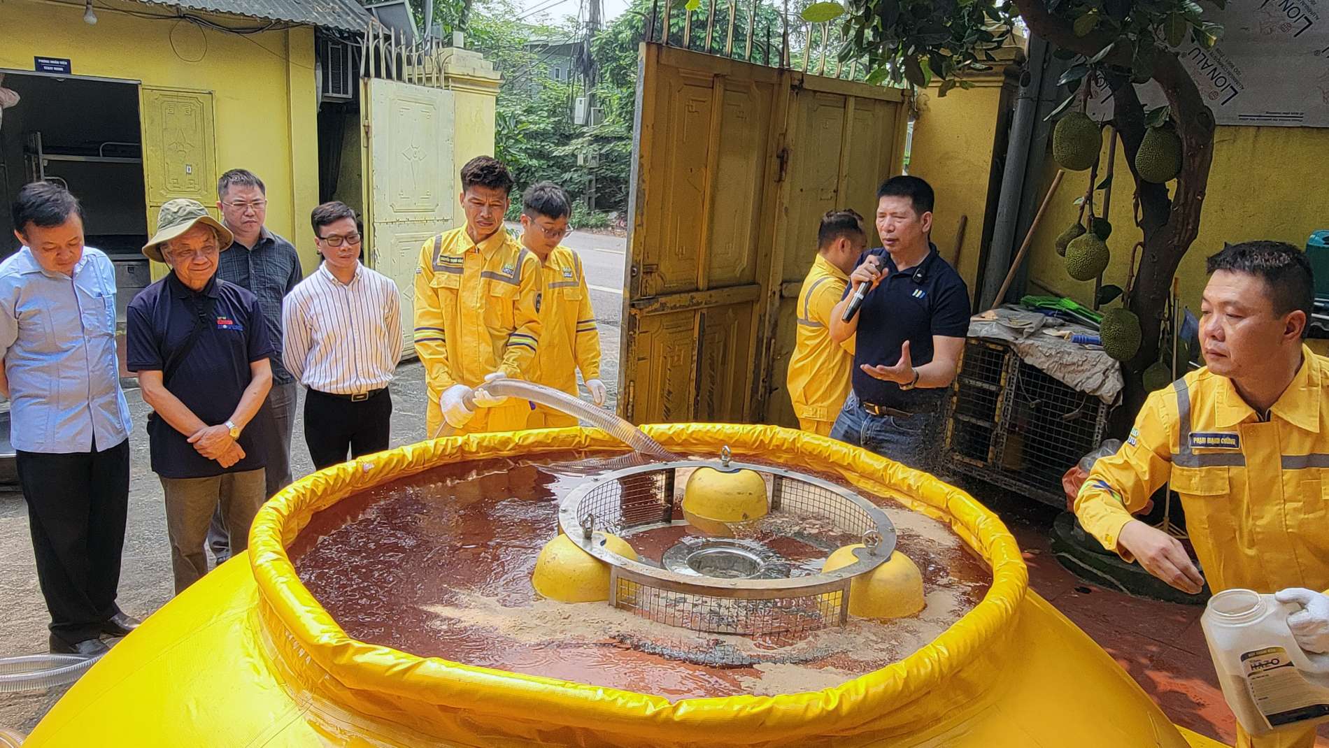 Tăng[-]cường[-]phối[-]hợp[-]trong[-]ph&ograve;ng[-]ngừa,[-]ứng[-]ph&oacute;[-]sự[-]cố[-]m&ocirc;i[-]trường[-]của[-]Khối[-]V