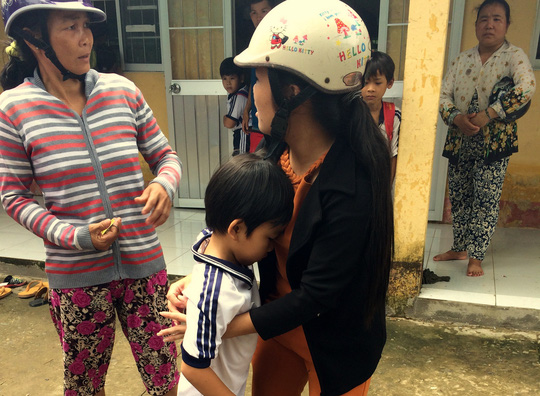 [-]Uống[-]sữa[-]miễn[-]phí,[-]trên[-]400[-]học[-]sinh[-]tiểu[-]học[-]nhập[-]viện