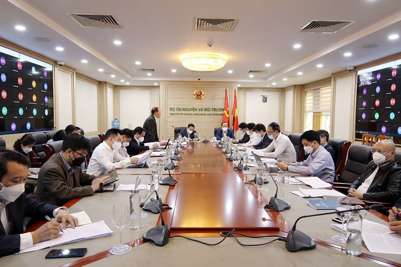 Tập[-]trung[-]c&aacute;c[-]nguồn[-]lực[-]để[-]lan[-]tỏa[-]tr&aacute;ch[-]nhiệm[-]bảo[-]vệ[-]m&ocirc;i[-]trường