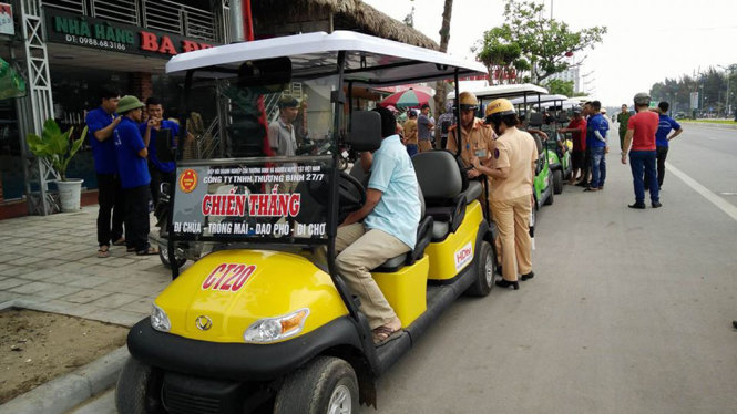 Chưa[-]cấp[-]phép[-]50[-]xe[-]điện[-]cho[-]công[-]ty[-]thương[-]binh[-]tại[-]Sầm[-]Sơn