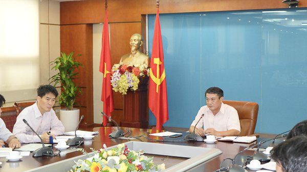 Thuê[-]bao[-]VinaPhone,[-]MobiFone,[-]Viettel[-]sắp[-]được[-]chuyển[-]mạng[-]giữ[-]số[-]chỉ[-]với[-]120.000[-]đồng