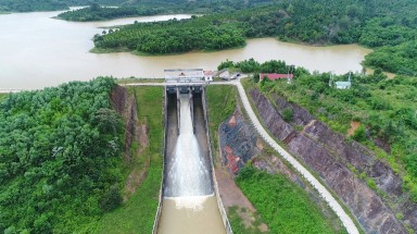 Sửa yêu cầu về năng lực của tổ chức, cá nhân khai thác đập, hồ chứa nước