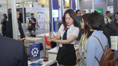 Công nghệ sinh trắc học khuôn mặt VNPT Face ID gây ấn tượng tại Asia Tech X Singapore 2023