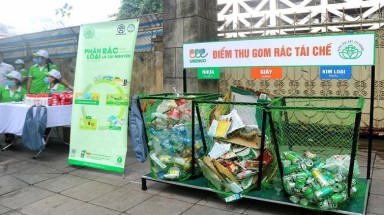 Huế triển khai đồng bộ phân loại rác tại nguồn